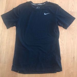 Nike running top